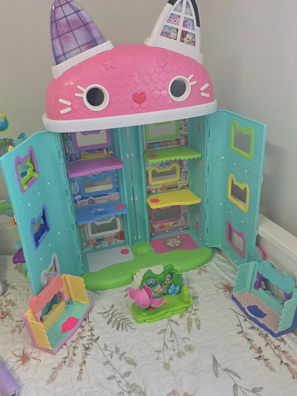 Gabby's Dollhouse: The Movie, Meow-Mazing Interactive Dollhouse
